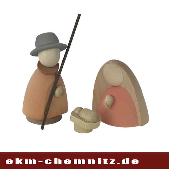 Drechselfigur - Heilige Familie groß lasiert Für das Krippenspiel ist die Heilige Familie unablässig. Dekorativ ein Highlight, mit klaren modernen Linien.