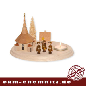 Die Seiffener Kirche natur mit Kurrende Sängern und Teelicht auf einem Brettchen. Ein schöner Tischleuchter für Weihnachten.