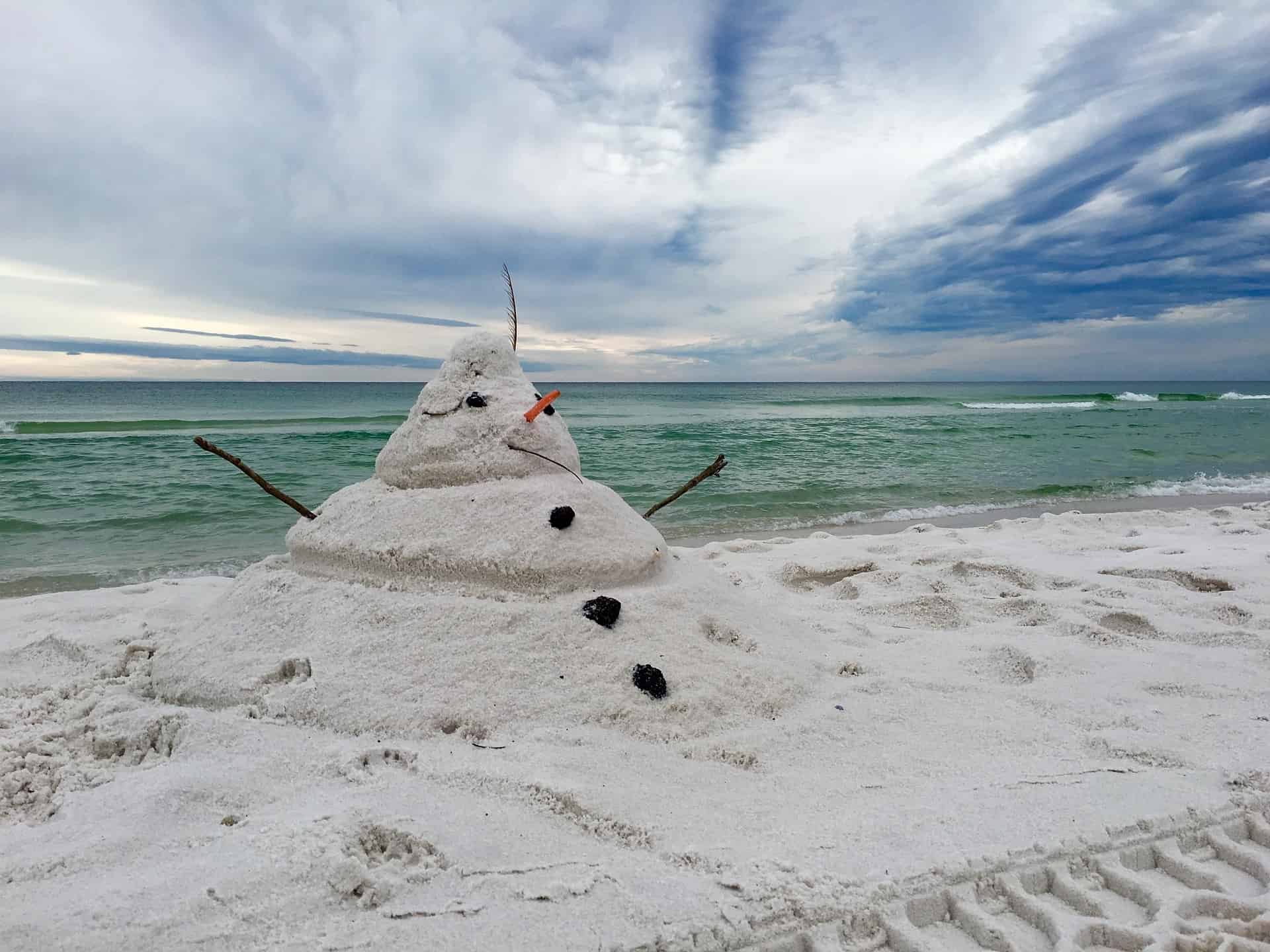 Weihnachten in Australien - Schneemann am Strand